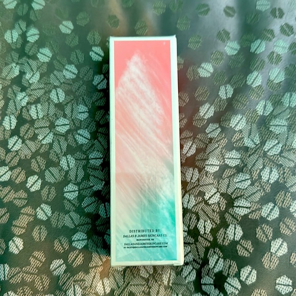 Dallas & James Cloud Cream - Picture 3 of 5